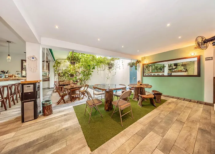 The Village Boutique 3*