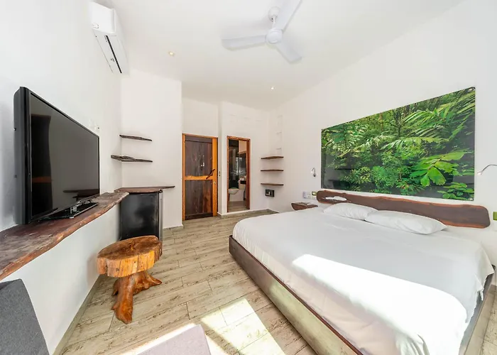 The Village Boutique Hotel 3*