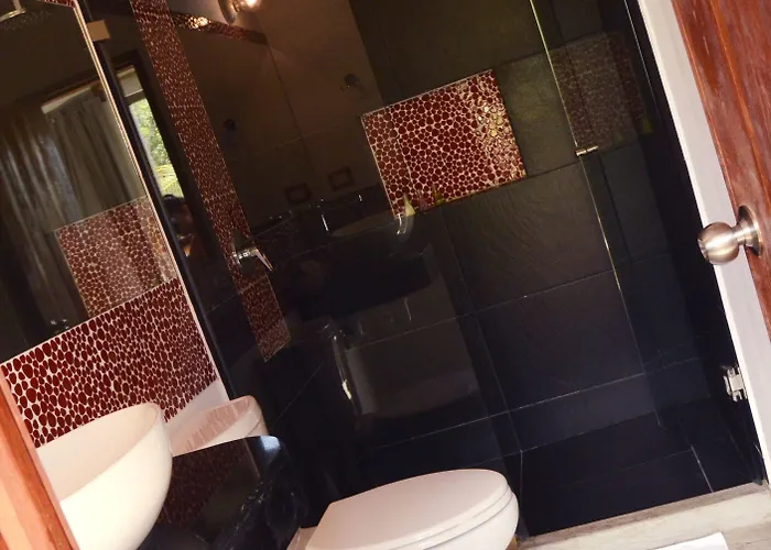 The Village Boutique 3*